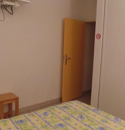 Santa Gusta Apartment